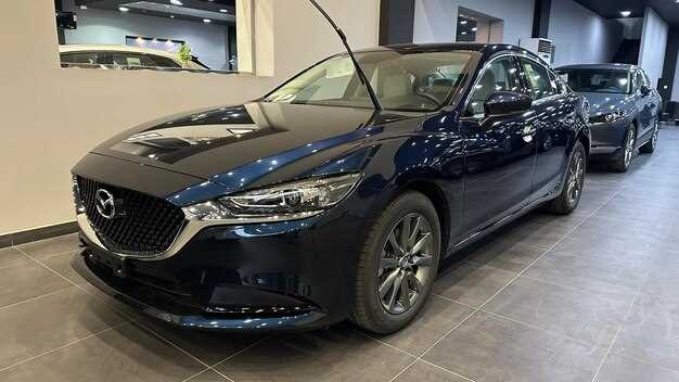 Изменения в компоновке боковых панелей и крышки багажника